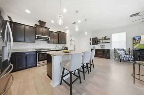 5920 Village Center Drive Lithia FL 33547