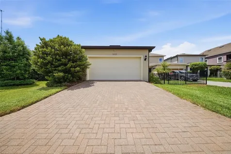 5920 Village Center Drive Lithia FL 33547
