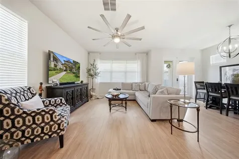 5920 Village Center Drive Lithia FL 33547