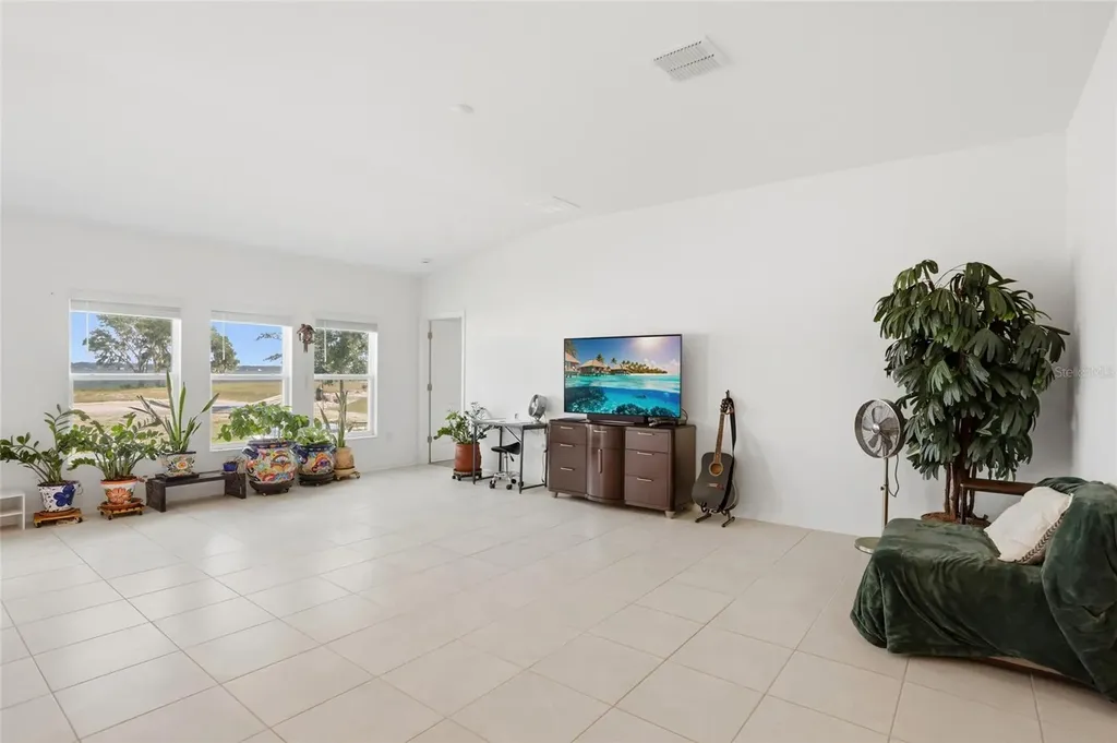 740 Trotters Drive Eagle Lake FL 33839