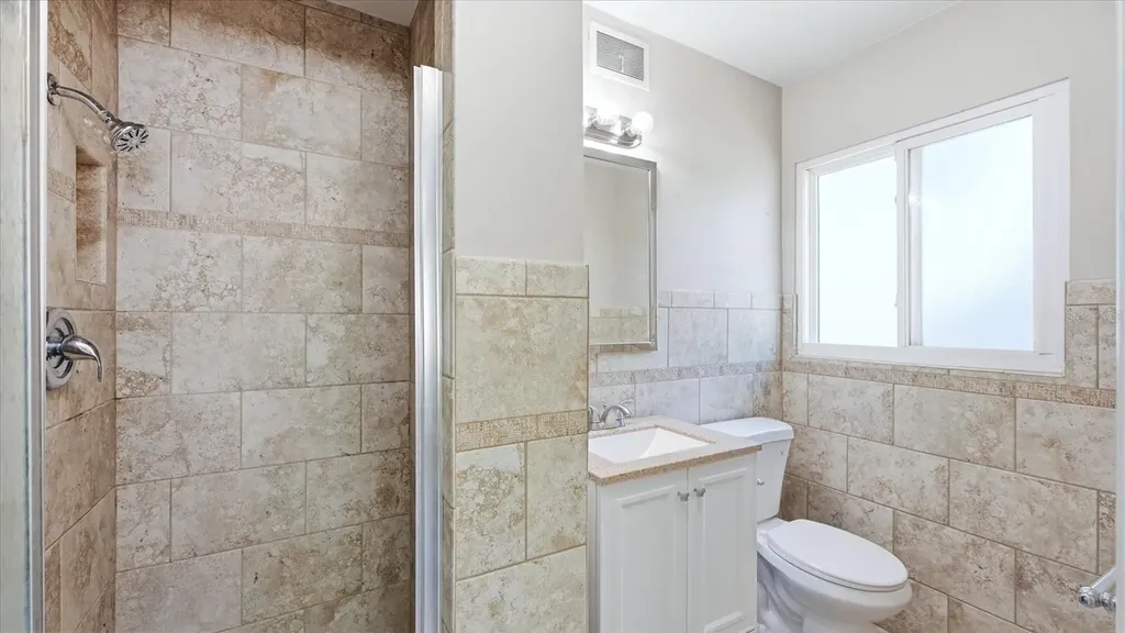 602 32nd Street W Bradenton FL 34205