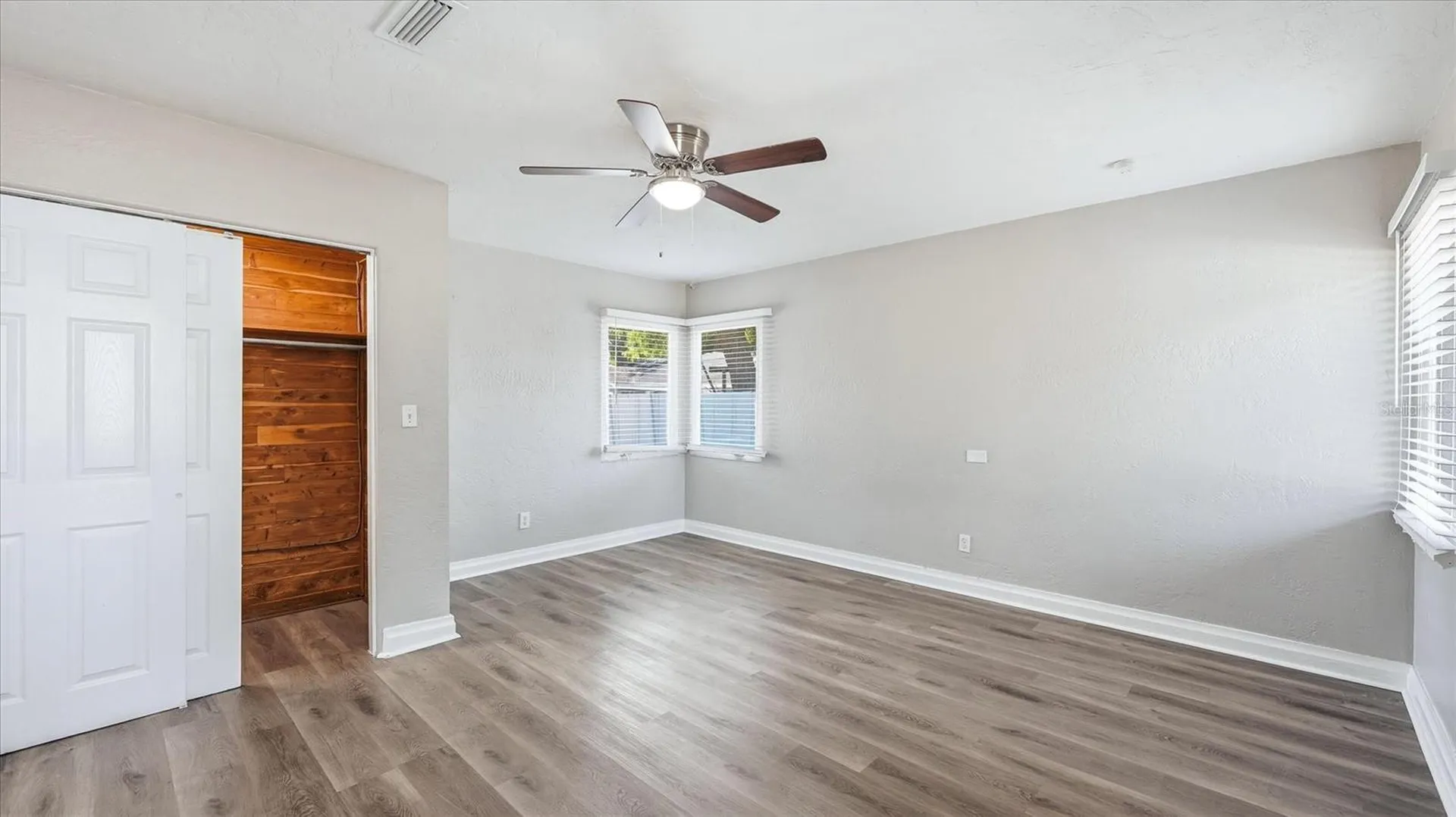 602 32nd Street W Bradenton FL 34205