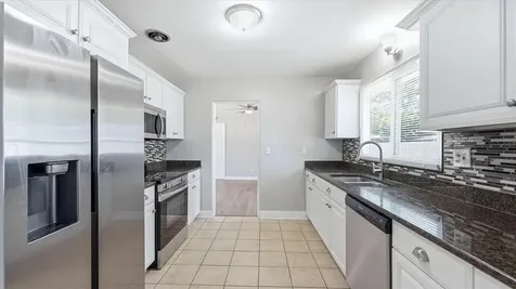 602 32nd Street W Bradenton FL 34205