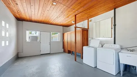 602 32nd Street W Bradenton FL 34205
