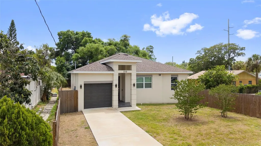 510 E Lime Street Tarpon Springs FL 34689