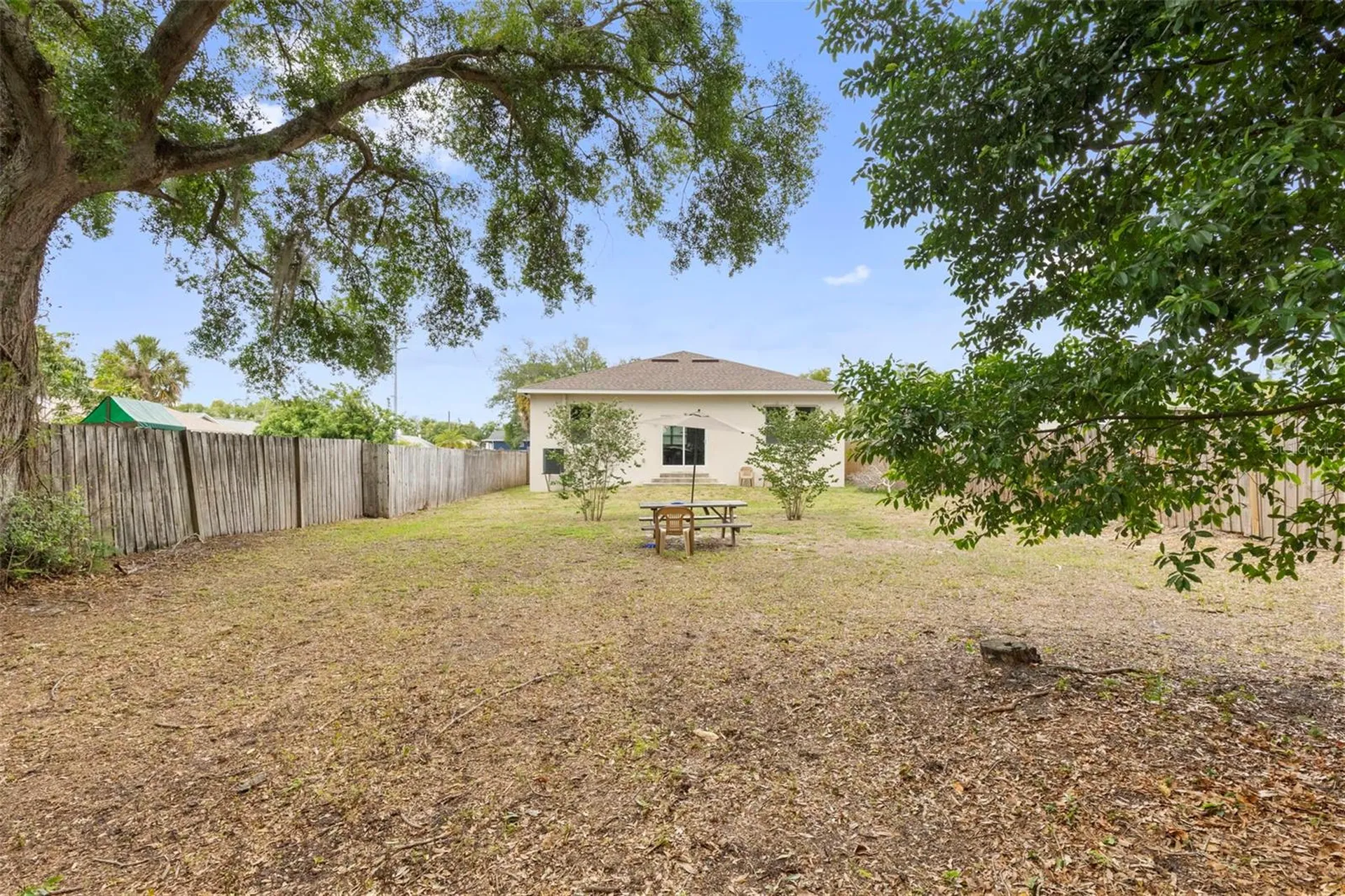 510 E Lime Street Tarpon Springs FL 34689