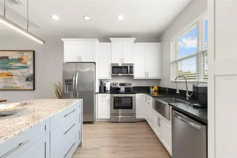 510 E Lime Street Tarpon Springs FL 34689