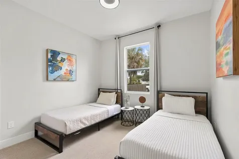 510 E Lime Street Tarpon Springs FL 34689