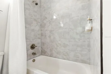 510 E Lime Street Tarpon Springs FL 34689