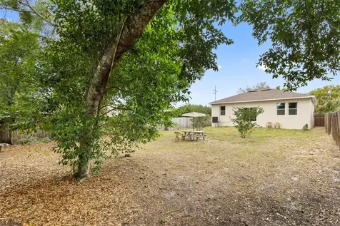 510 E Lime Street Tarpon Springs FL 34689