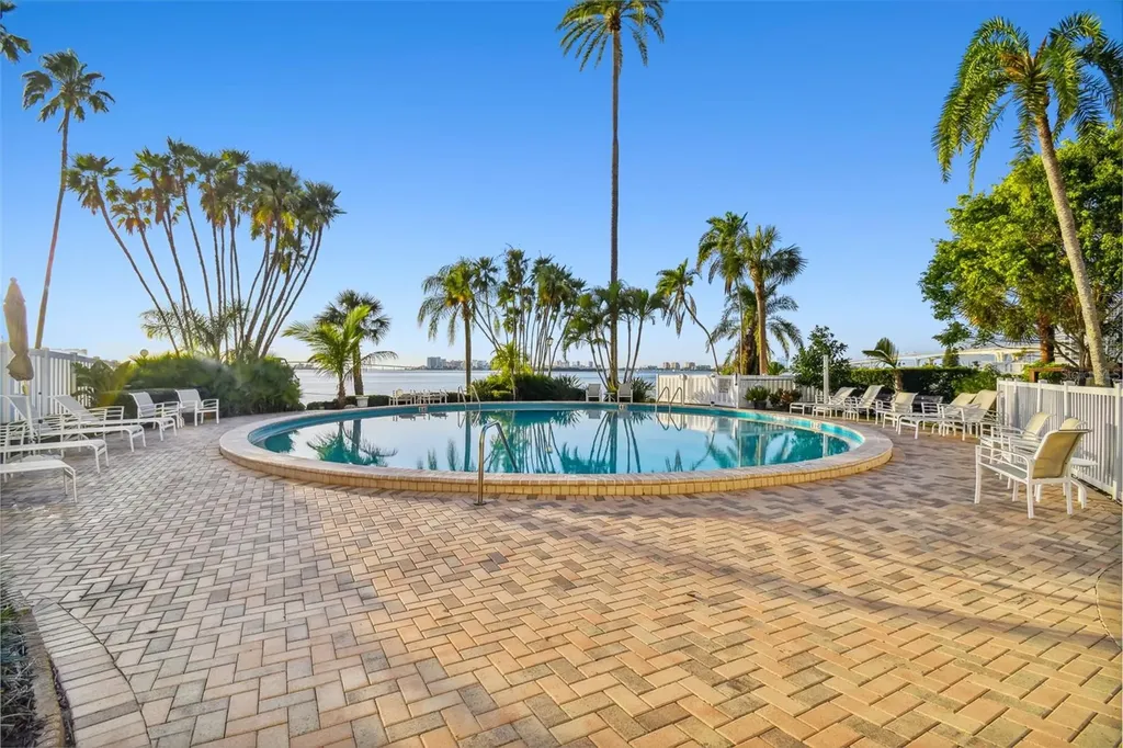 80 Rogers Street Clearwater FL 33756