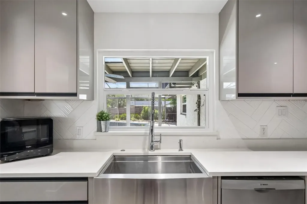 8558 Cedar Cove Drive Orlando FL 32819