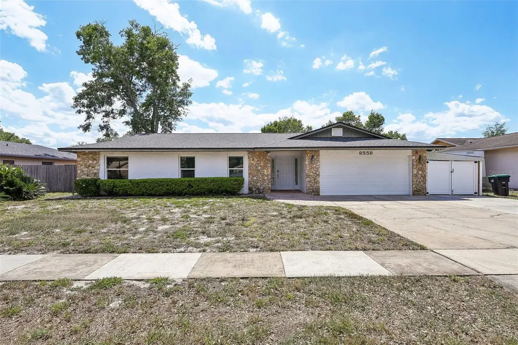 8558 Cedar Cove Drive Orlando FL 32819