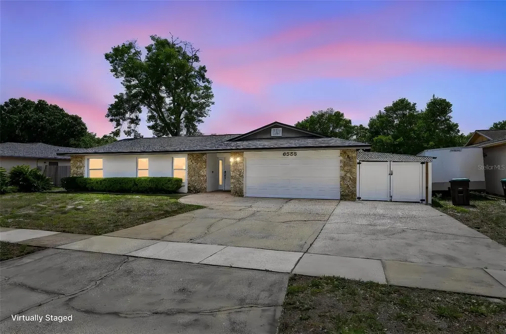 8558 Cedar Cove Drive Orlando FL 32819