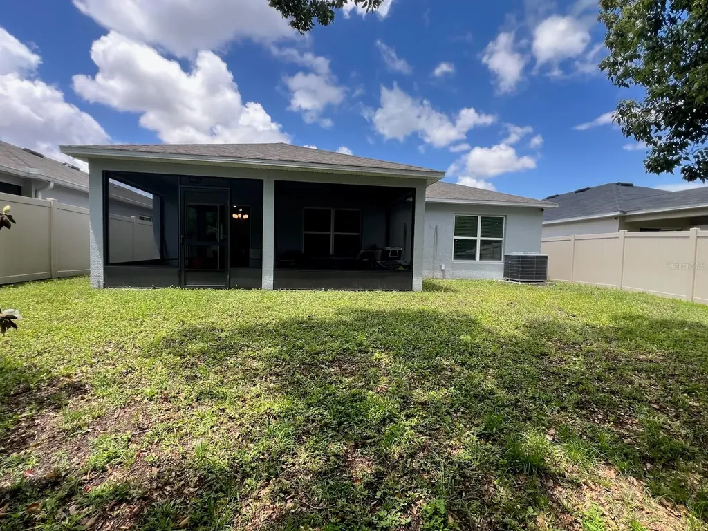2489 Bulrush Drive St Cloud FL 34769