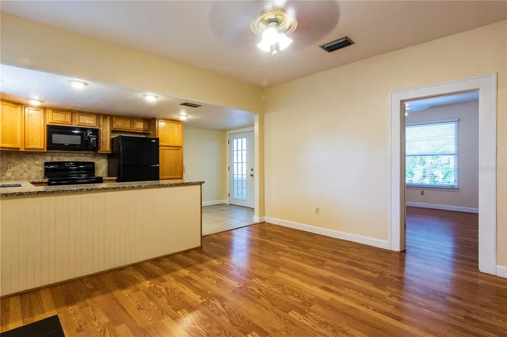1425 Pinecrest Place Orlando FL 32803