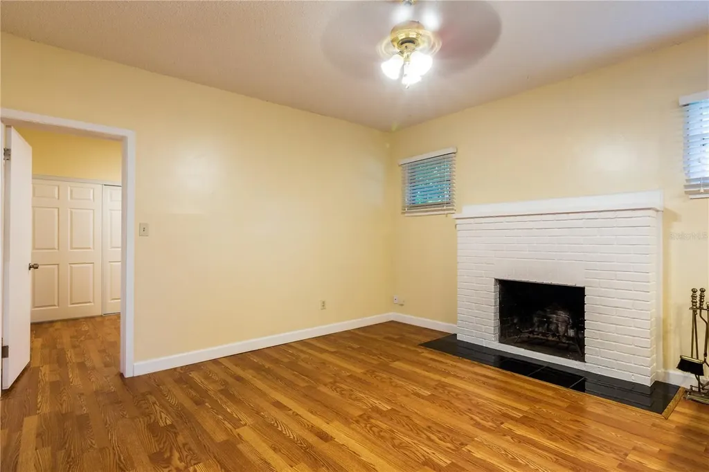 1425 Pinecrest Place Orlando FL 32803