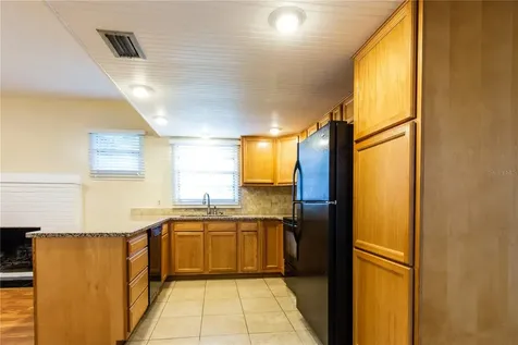 1425 Pinecrest Place Orlando FL 32803