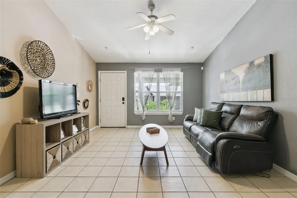 145 Reserve Circle Oviedo FL 32765