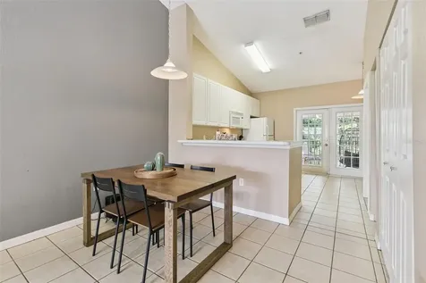 145 Reserve Circle Oviedo FL 32765
