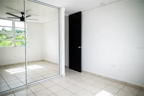 29 Calle Basilio Catala Guaynabo PR 00971