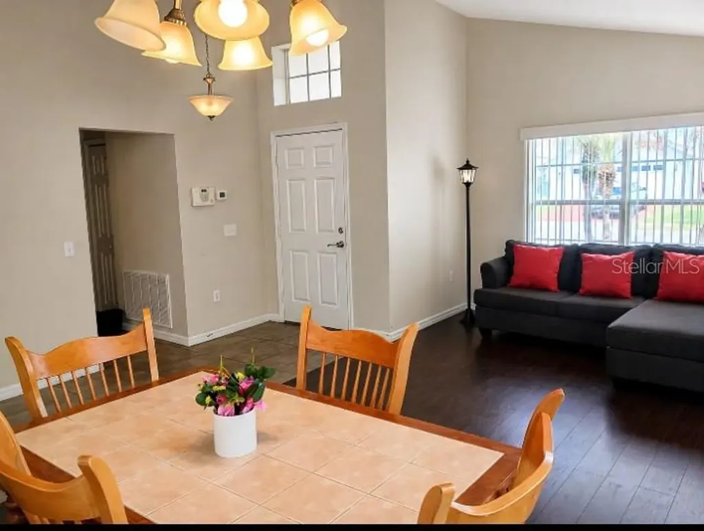 325 Weatherby Place Haines City FL 33844
