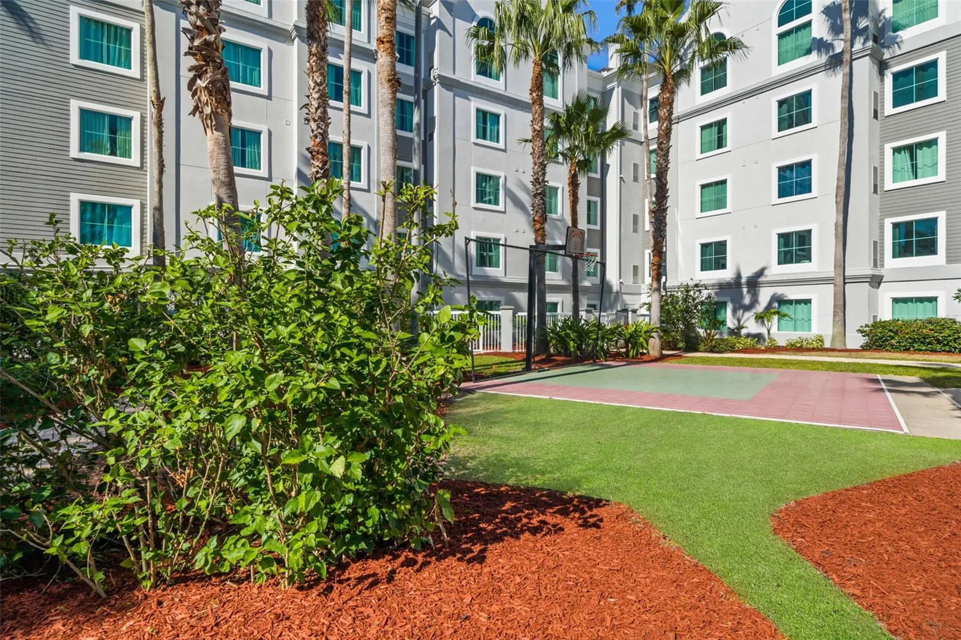 8303 Palm Parkway Orlando FL 32836