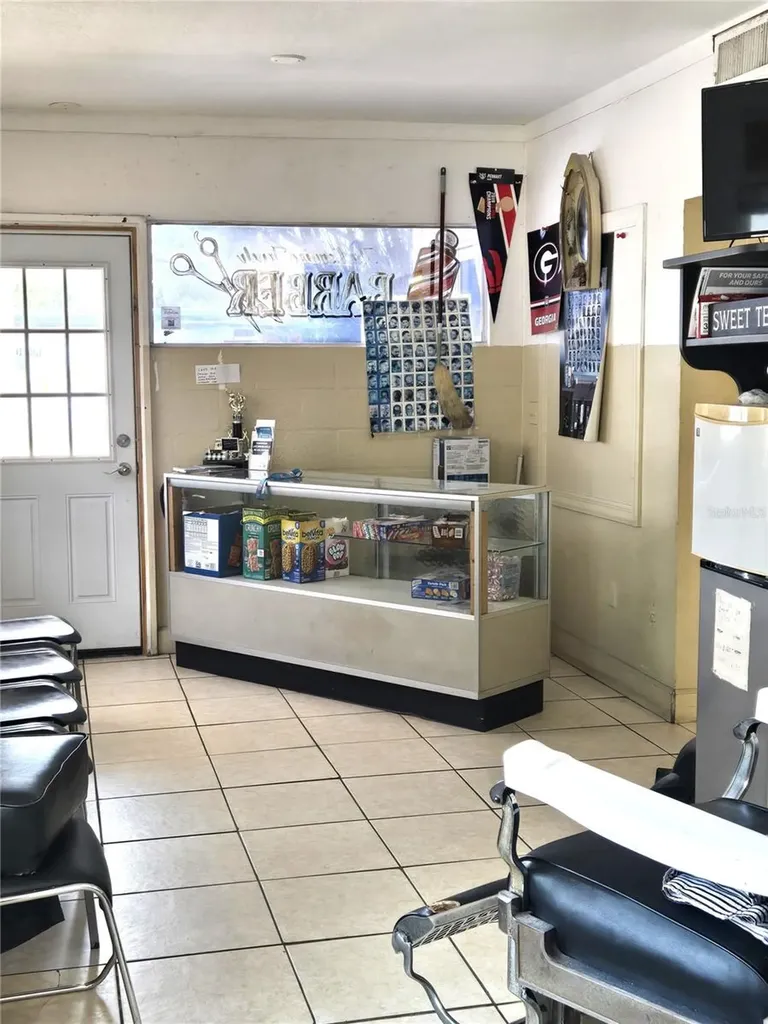 620 S Collins Street Plant City FL 33563