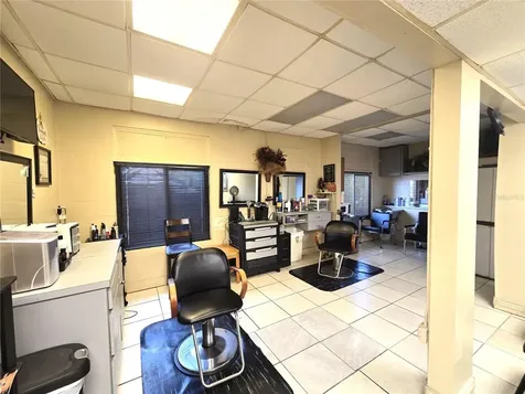 620 S Collins Street Plant City FL 33563
