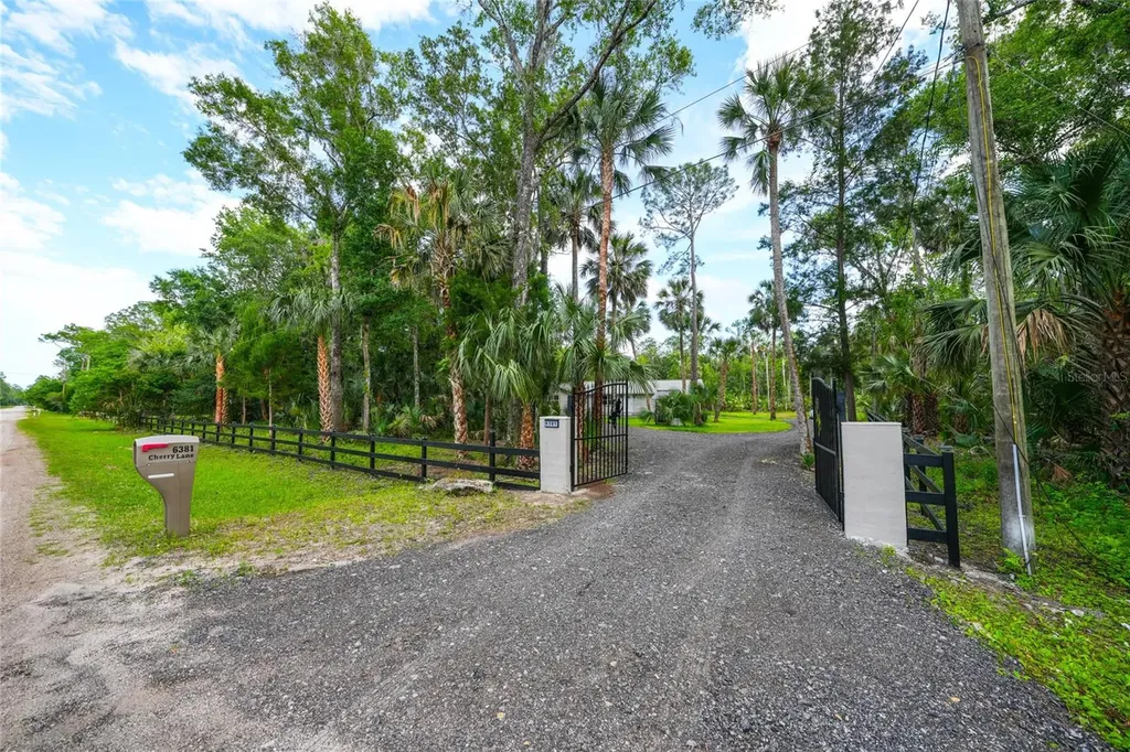 6381 Cherry Lane Bunnell FL 32110