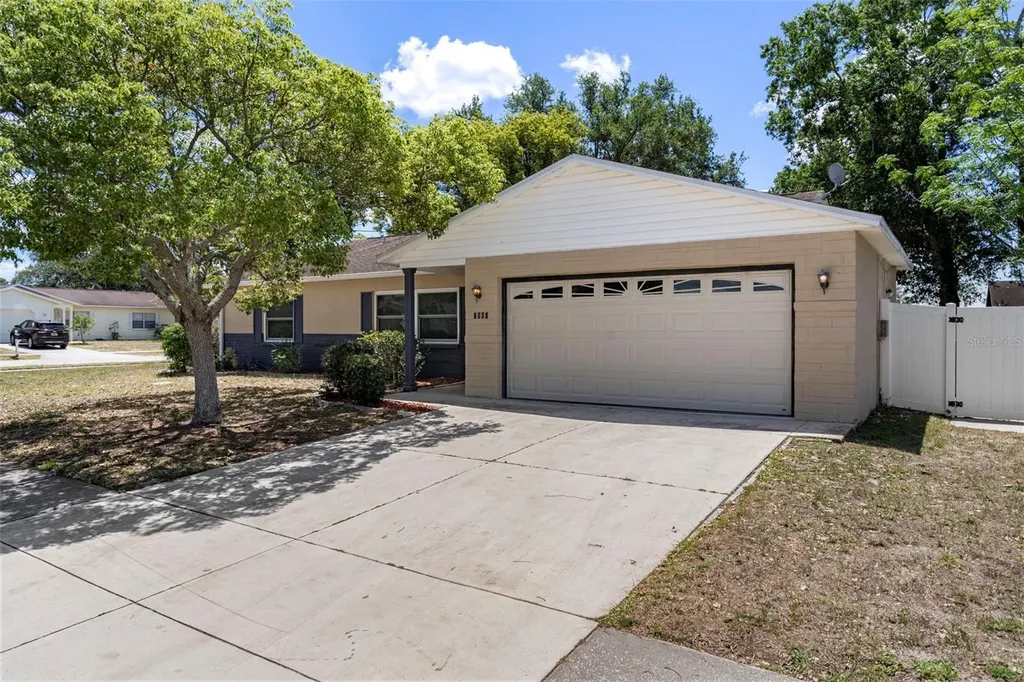 7944 Royal Stewart Drive New Port Richey FL 34653