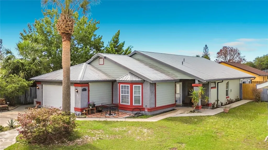 206 Hollywood Court N Kissimmee FL 34743