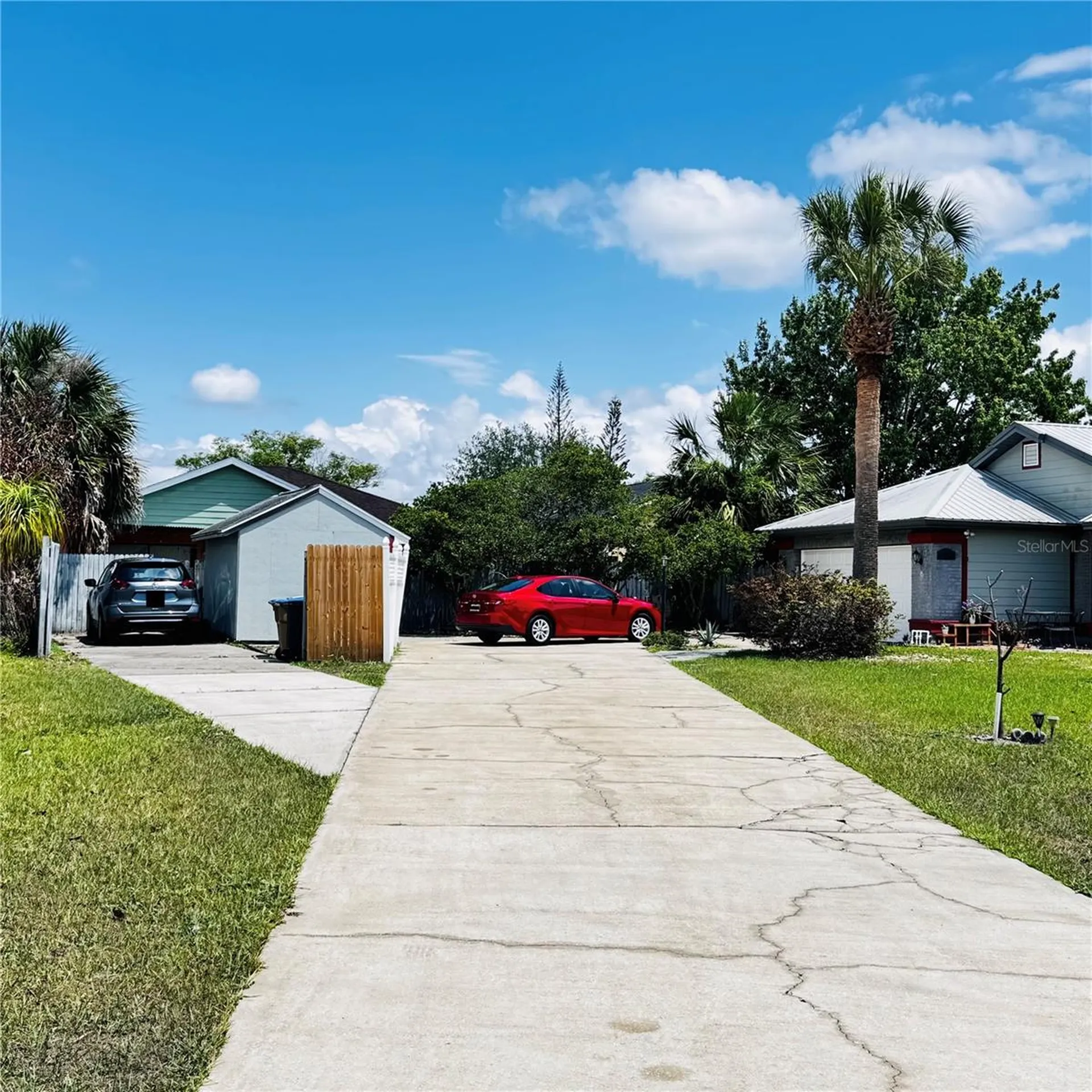 206 Hollywood Court N Kissimmee FL 34743