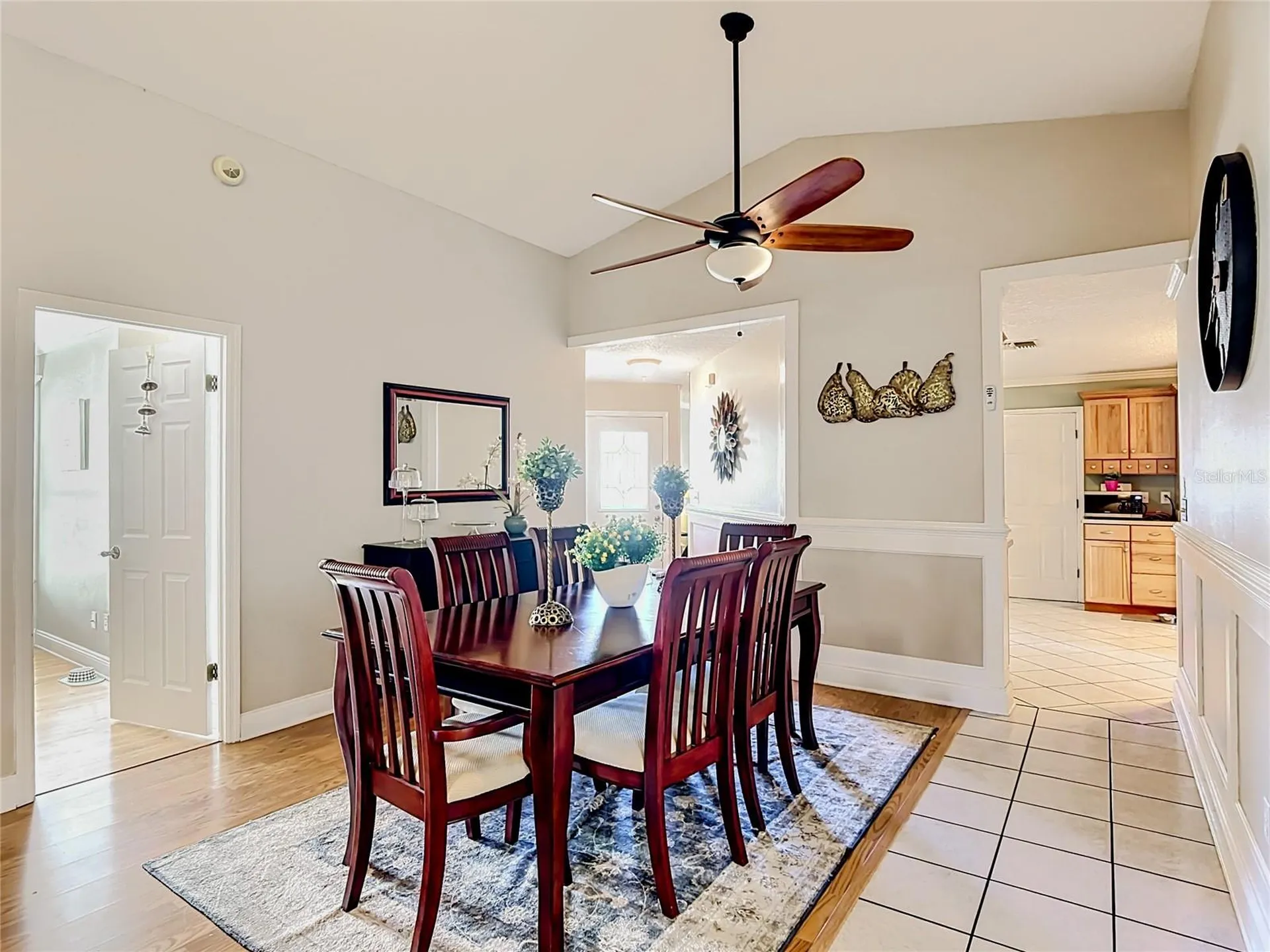 206 Hollywood Court N Kissimmee FL 34743