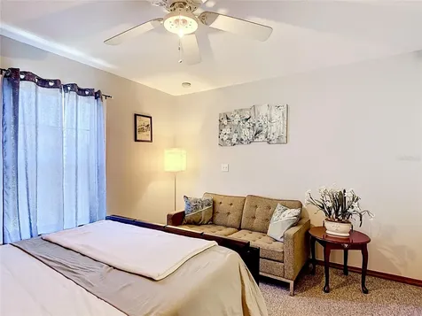 206 Hollywood Court N Kissimmee FL 34743