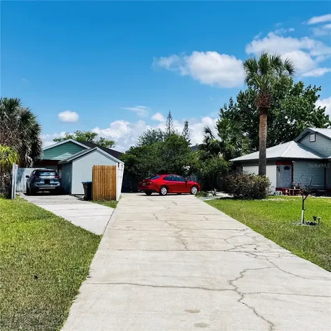 206 Hollywood Court N Kissimmee FL 34743