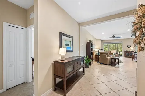 11718 Forest Park Circle Bradenton FL 34211