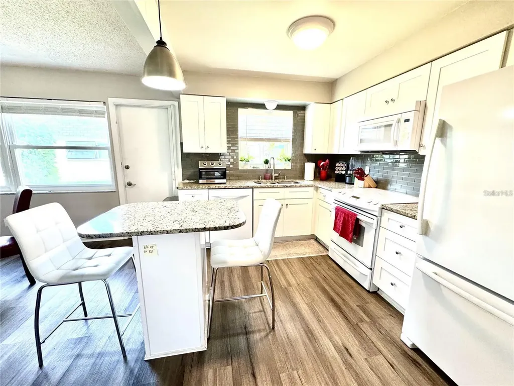 6997 Versailles N Pinellas Park FL 33781