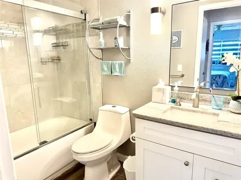 6997 Versailles N Pinellas Park FL 33781