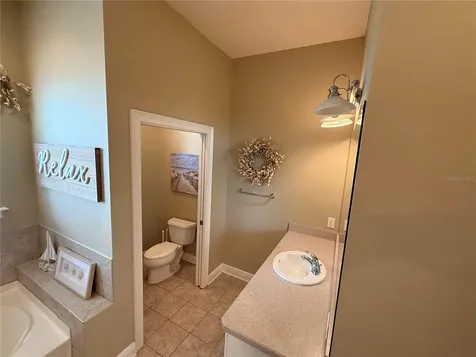 16747 NW 167th Place Alachua FL 32615