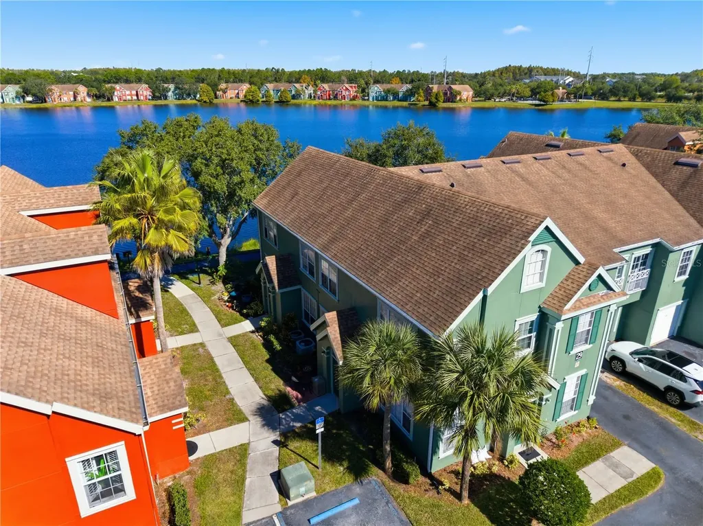 9646 Lake Chase Island Way Tampa FL 33626