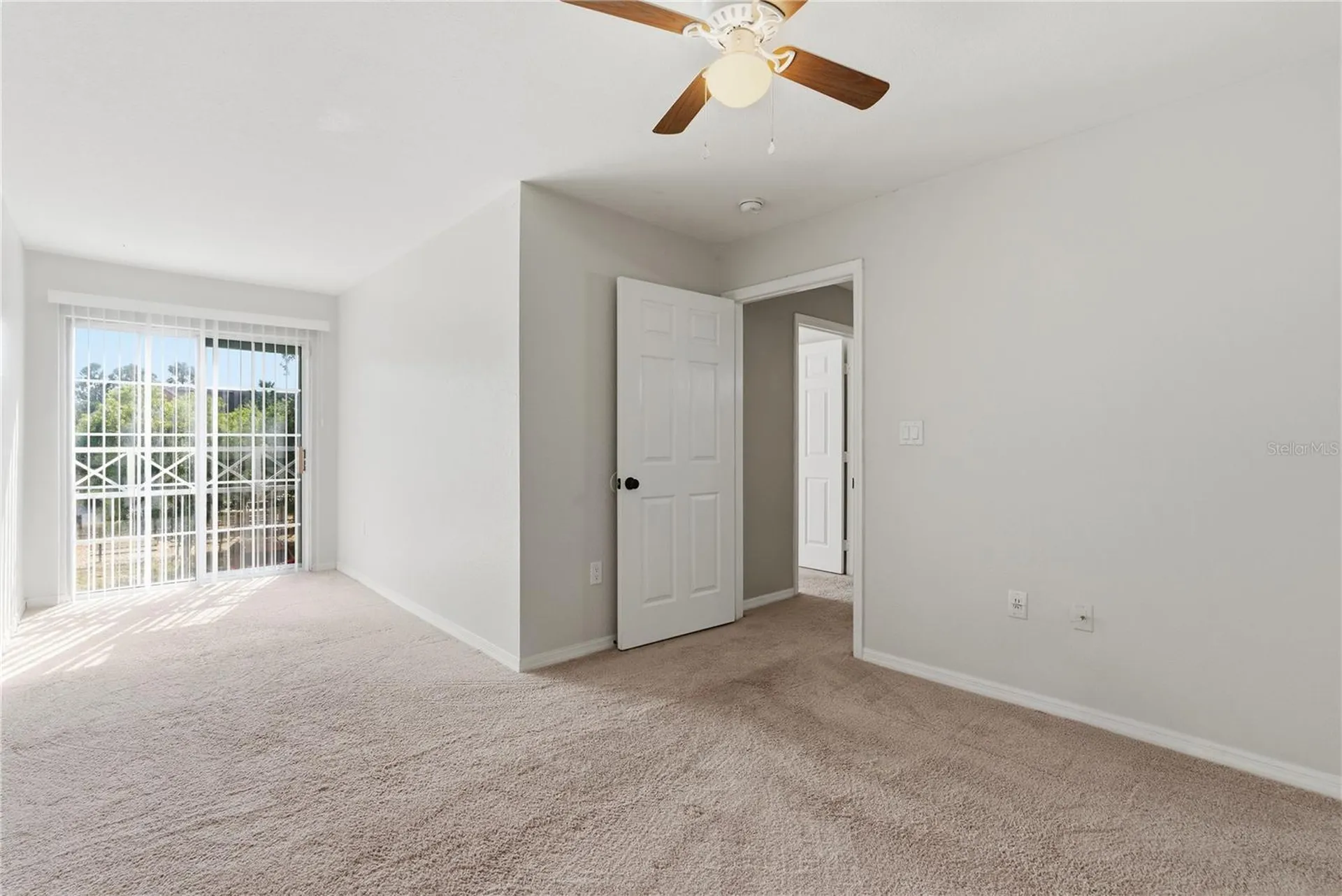 9646 Lake Chase Island Way Tampa FL 33626