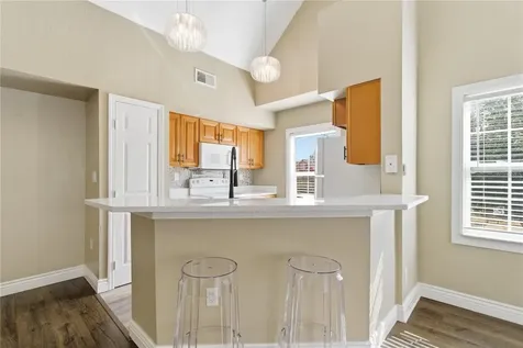 9646 Lake Chase Island Way Tampa FL 33626