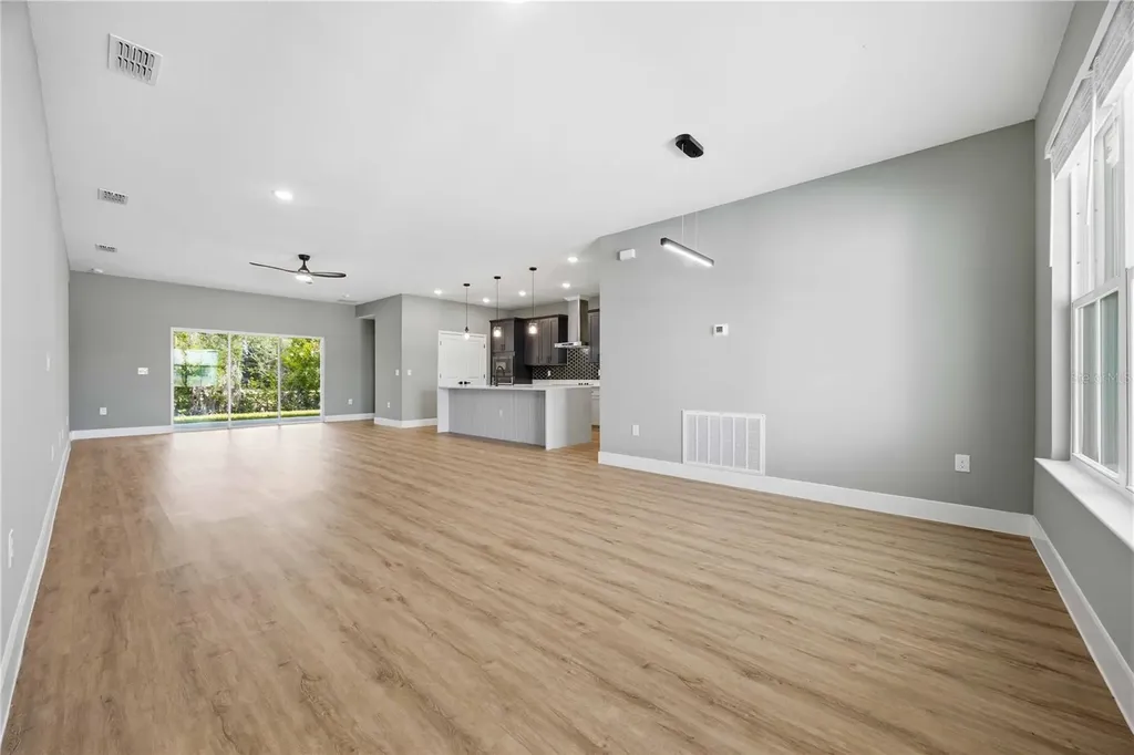 2112 River Hawk Loop Winter Haven FL 33880