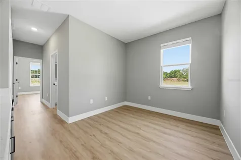 2112 River Hawk Loop Winter Haven FL 33880