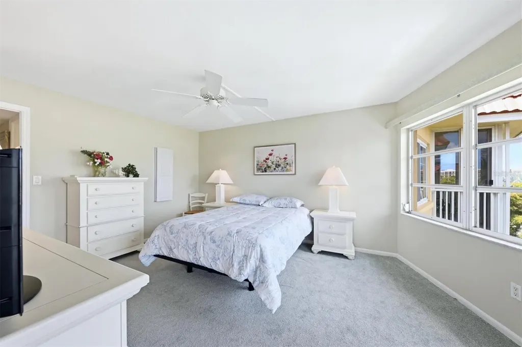 1215 S Portofino Drive Sarasota FL 34242
