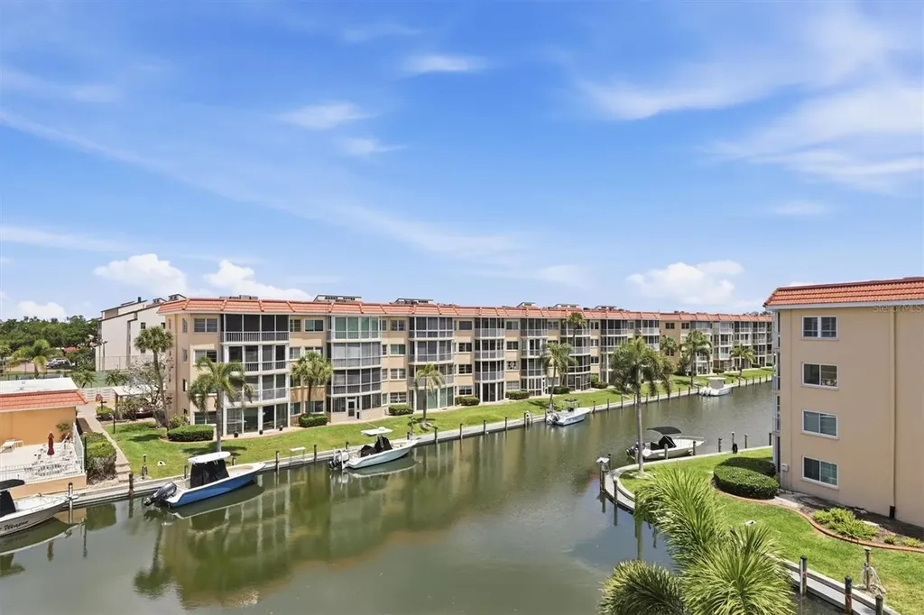 1215 S Portofino Drive Sarasota FL 34242