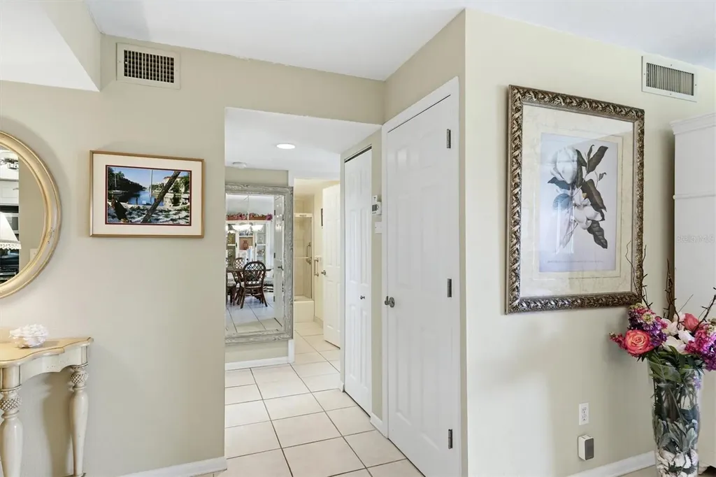 1215 S Portofino Drive Sarasota FL 34242