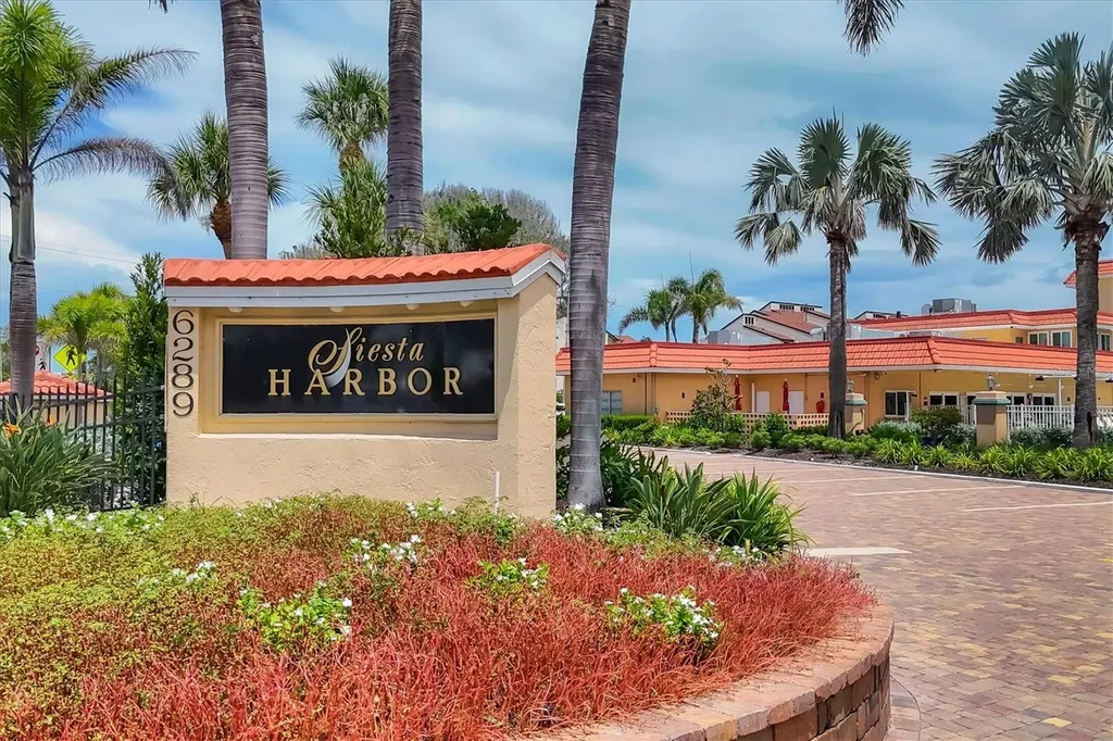 1215 S Portofino Drive Sarasota FL 34242
