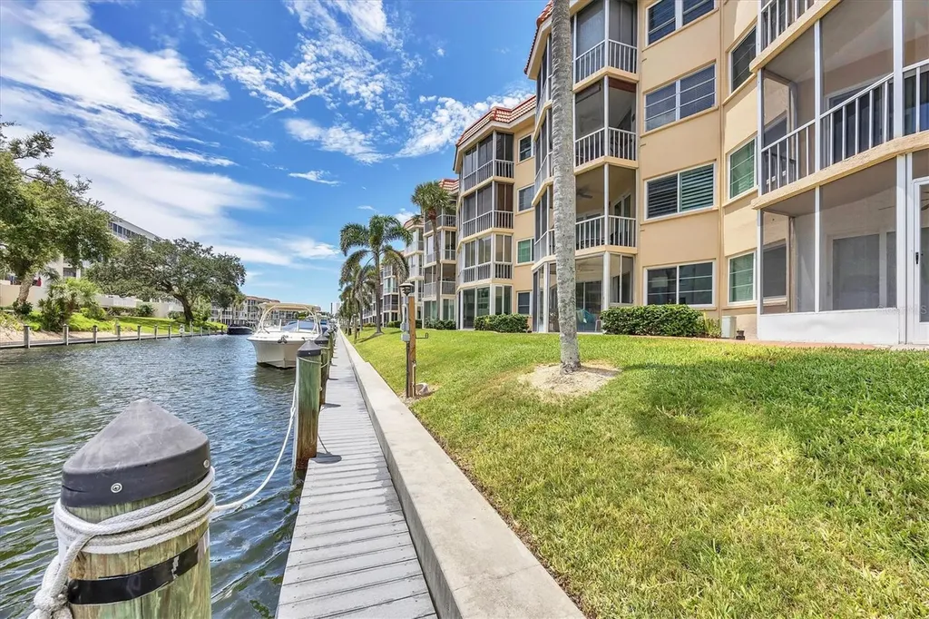 1215 S Portofino Drive Sarasota FL 34242
